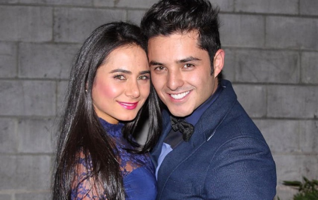 Así fue como Johanna Fadul se besó con Silvestre Dangond frente a su esposo