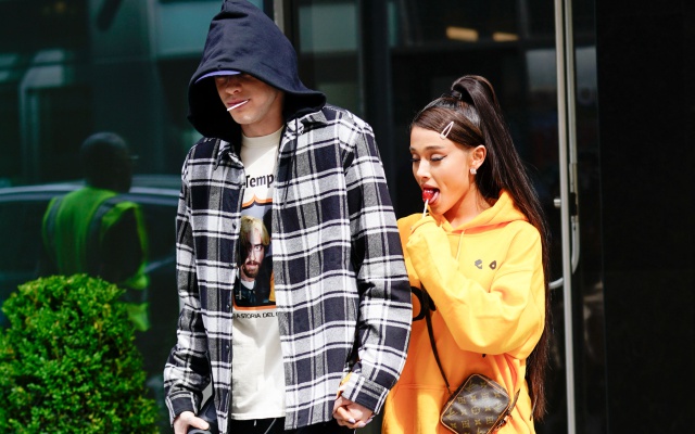Ariana Grande revela un gran secreto de su novio