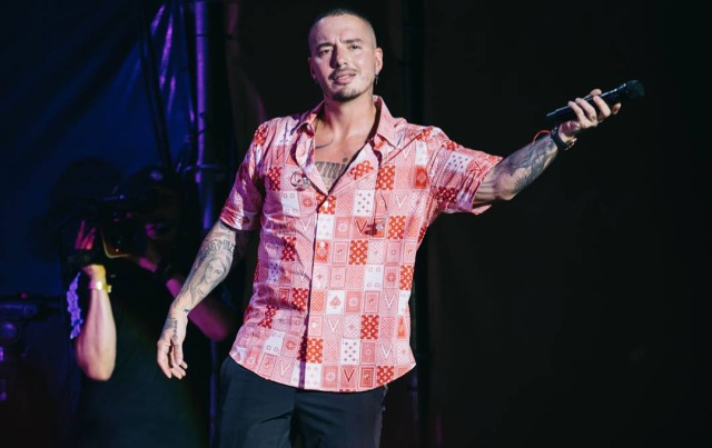 J Balvin es el artista más escuchado en Spotify