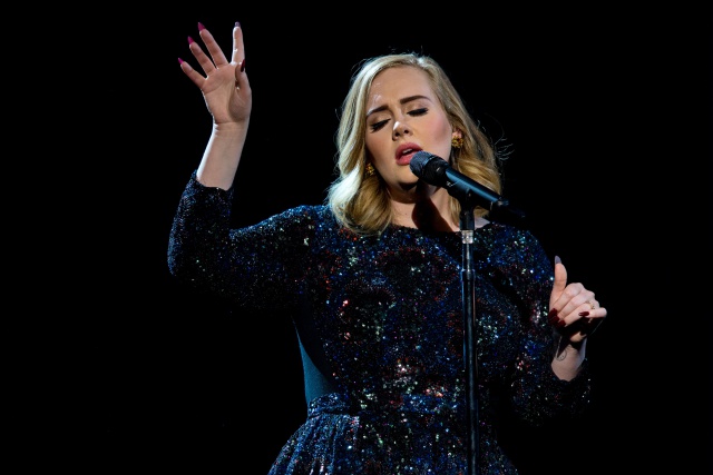 Adele lanzará su próximo disco para la época de navidad.
