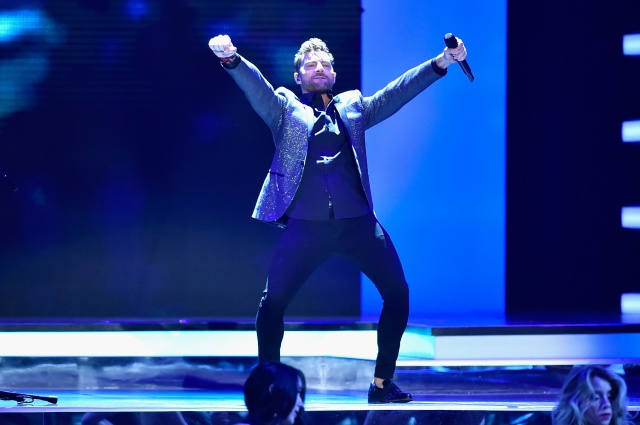 Chicas, malas noticias: David Bisbal se casó con Rosanna Zanetti.