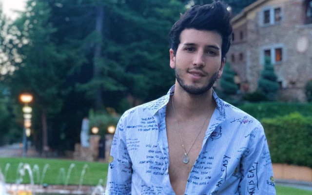 Sebastián Yatra estrenó la versión en inglés de “No Hay Nadie Más”