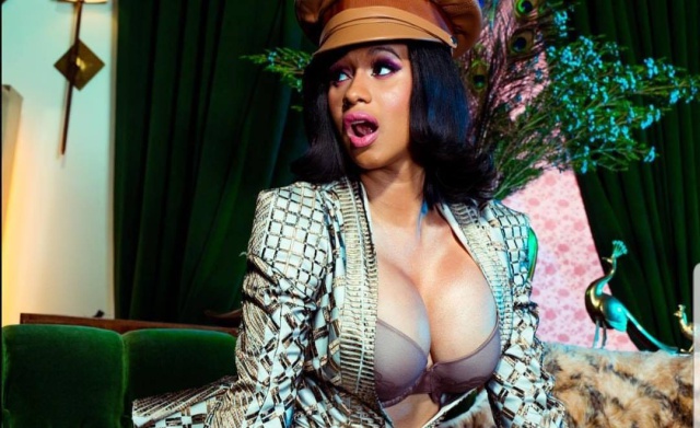 Cardi B vuelve al estudio de grabación