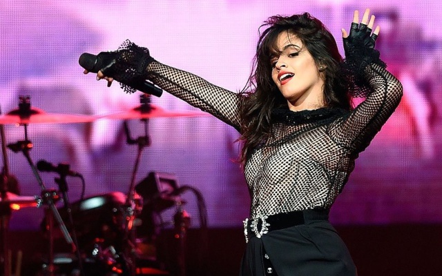 Camila anunció su próxima colaboración junto a Bazzi