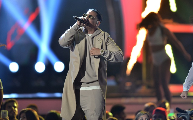 Daddy Yankee estrenará canción con Janet Jackson