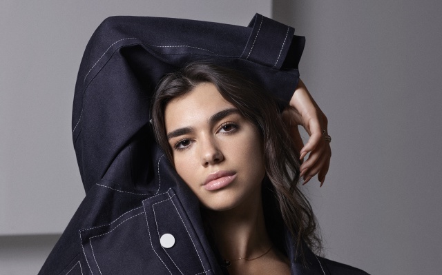 Dua Lipa estrena 'Swan Song'