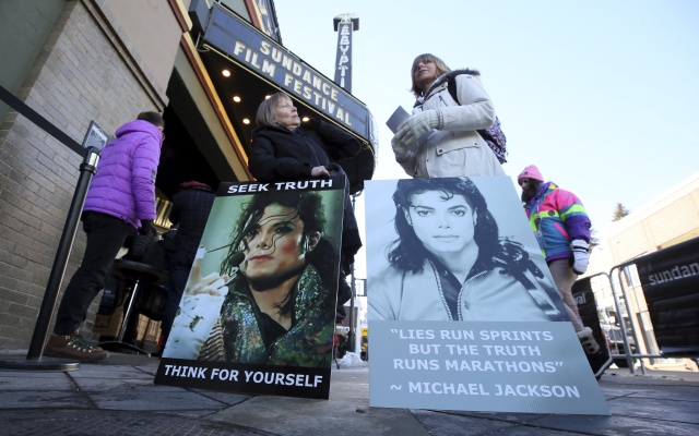 Familia de Michael Jackson condena película sobre acusadores