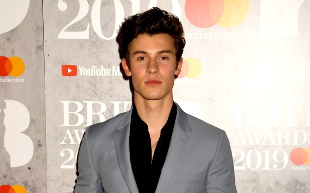 Shawn Mendes considera ofensivos los rumores sobre su sexualidad