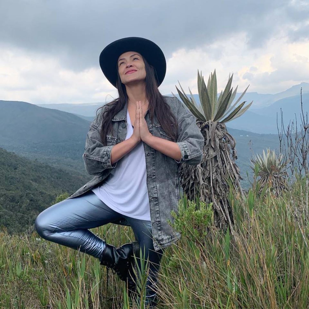 Graban a Katherine Porto nadando completamente desnuda | Fotogalería