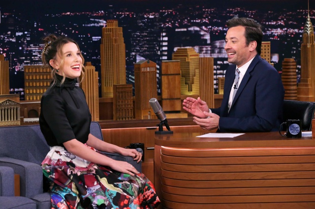 Millie Bobby Brown impide que una joven se pierda su propia graduación