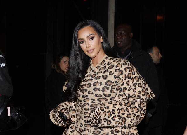 Kim Kardashian ha realizado réplicas veganas de sus abrigos de piel favoritos