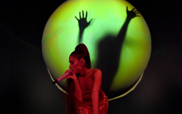 Ariana Grande antepone su salud mental a todo lo demás en su actual gira