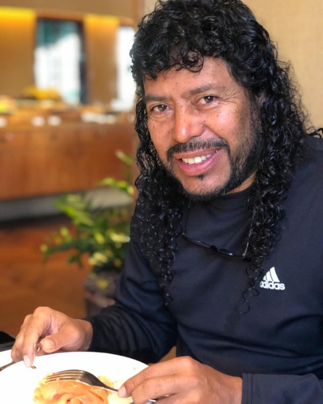 Esta fue la millonada que ganó Higuita por cortarse el pelo