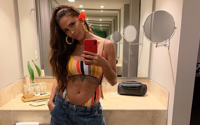 Sacando los dientes: la foto que Greeicy no montaría en Instagram
