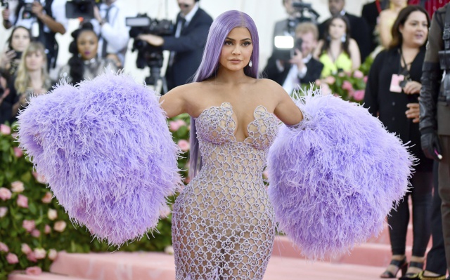Kylie Jenner es hospitalizada previo a Semana de la Moda
