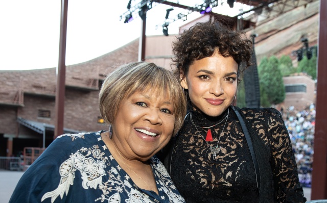 Norah Jones y Mavis Staples presentan “I’ll Be Gone”
