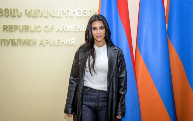 Kim Kardashian también se bautizó en Armenia