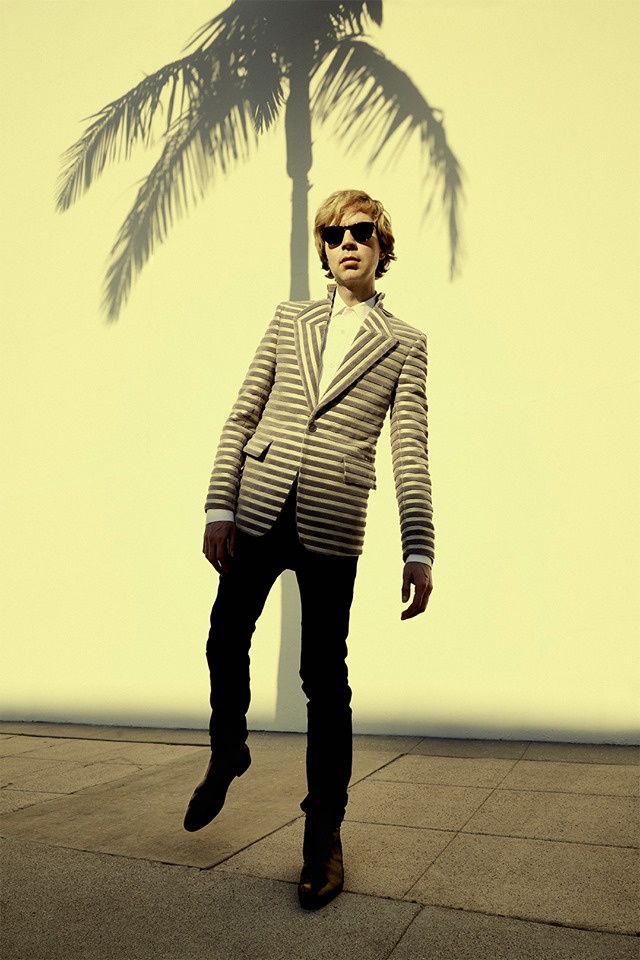 Beck anuncia su próximo álbum “Hyperspace”