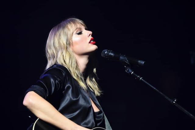 Taylor Swift sí podrá cantar sus antiguos éxitos en los AMAs