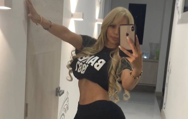 Mamá de 'La Segura' enciende las redes con su cuerpo