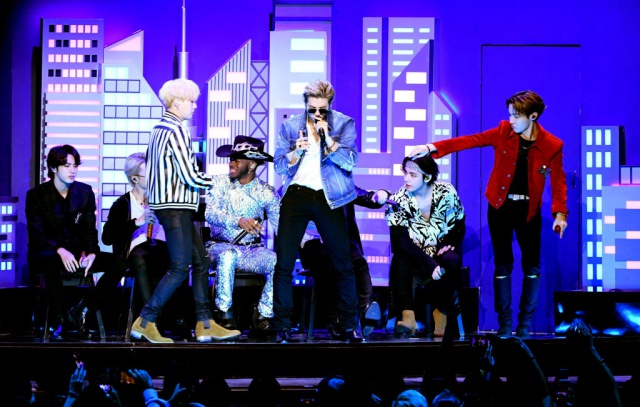 Así fue la esperada presentación de BTS y Lil Nas X en los Grammy