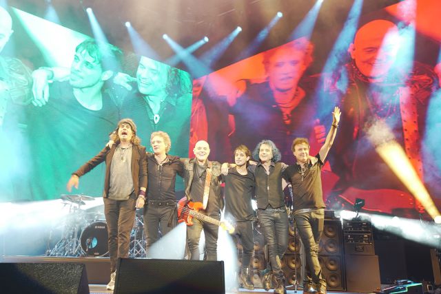 CON UN INOLVIDABLE SHOW, EN LA CIUDAD DE BOGOTÁ, SODA STEREO DIO INICIO A SU GIRA 'GRACIAS TOTALES'