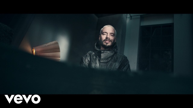 J Balvin comparte el video de 'Gris'