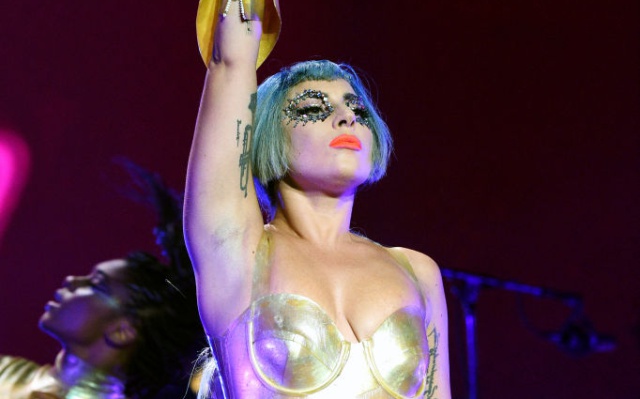 ¿Sabes cómo ver el concierto benéfico de Lady Gaga junto Maluma, J Balvin y Juanes?