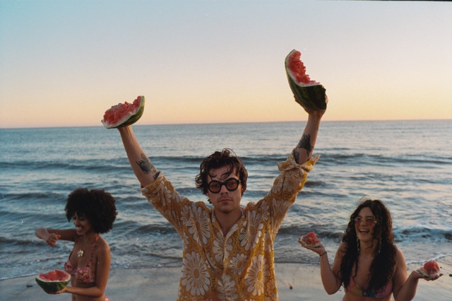 Harry Styles estrena el video de Watermelon Sugar