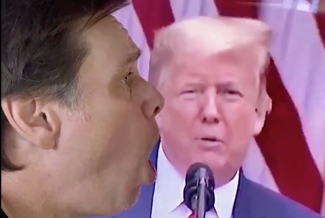 Jim Carrey se burló de Trump y le “tosió en la cara”
