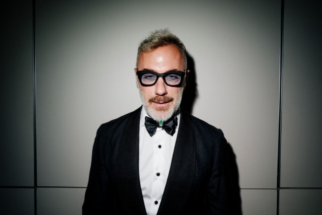 Gianluca Vacchi muestra las comodidades de su impresionante casa