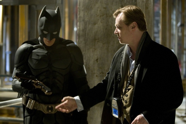 Los memes tras conocerse que Christopher Nolan no permite sillas en sus rodajes
