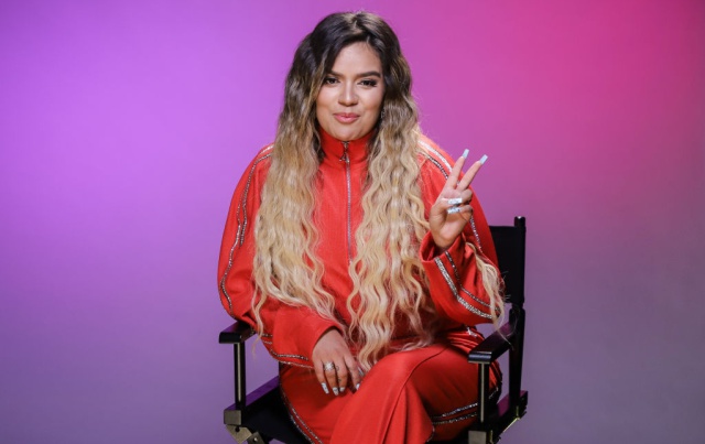 Karol G confirma que tuvo que distanciarse de Anuel