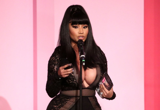 Nicki Minaj revela fotos de su embarazo y los memes no podían faltar