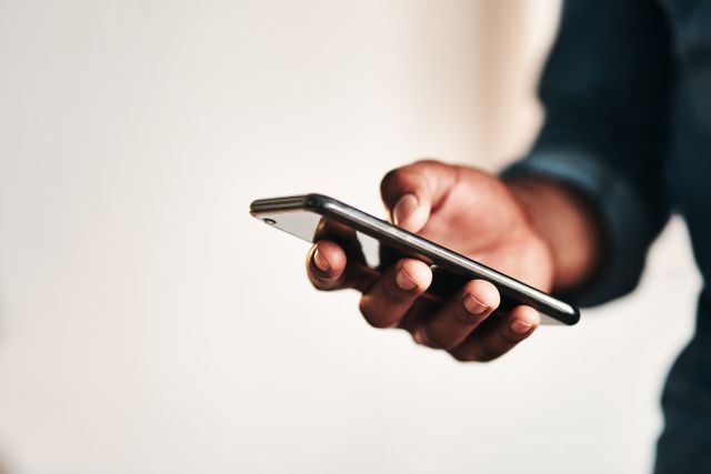 Cuatro errores que cometemos al limpiar la memoria de nuestro celular
