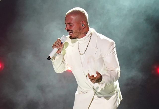"El negocio, socio": En cuestión de horas, J Balvin vendió su colección de zapatillas