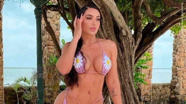 ¿Muy diferente? Publican fotos del ‘antes y después’ de Andrea Valdiri
