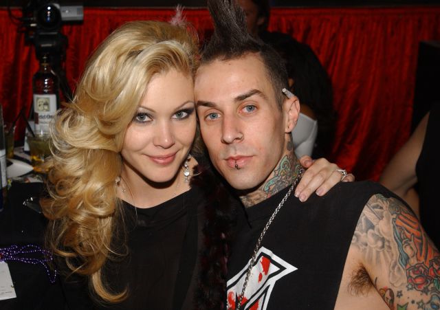 Exesposa de Travis Barker abre cuenta en OnlyFans