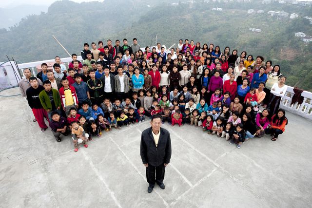 Muere hombre con 39 esposas y 94 hijos