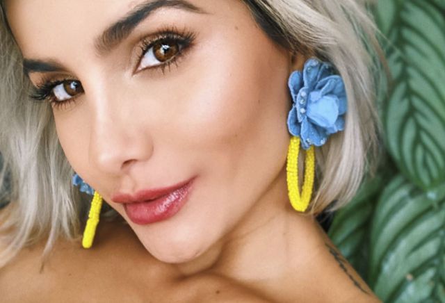 ¡Belleza tropical! Martina ‘La peligrosa’ dejó suspirando a sus seguidores con video en diminuto bikini