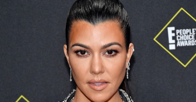 Mi Kardashian favorita: Kourtney paraliza las redes con fotos en enterizo negro