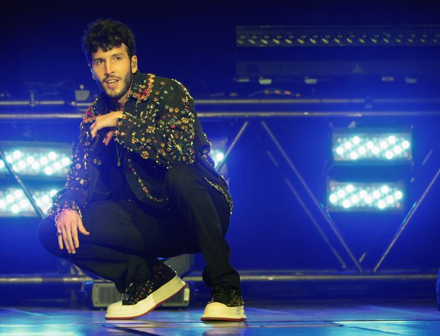 ¿Nuevo romance? Sebastián Yatra comparte foto junto a una hermosa mujer