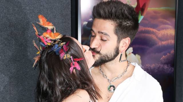 Camilo y Evaluna comparten video cantando 'Índigo' desde la cocina de su nuevo hogar