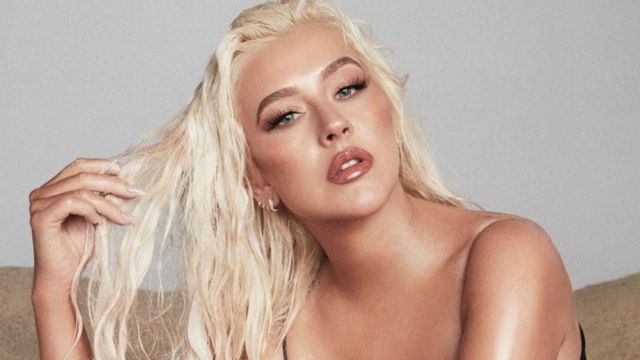 Christina Aguilera sorprende a sus fans con increíble cambio de look