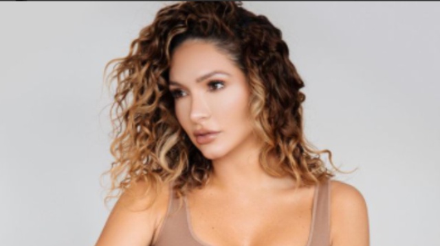“El cuerpower”, le dicen a Kimberly Reyes por fotos en lencería