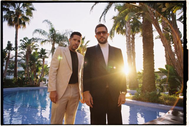 Cali y El Dandee sorprenden con el lanzamiento de su nuevo álbum ‘Malibu’