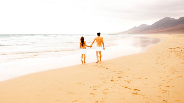 27072022_pareja desnuda