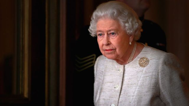 Reina Isabel II