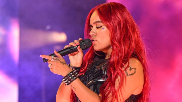Contundente mensaje de Karol G a fan que se quedó dormido en su show