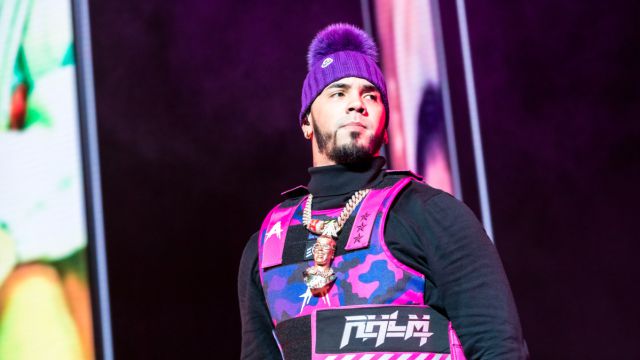 ¡Auch, qué totazo! Anuel AA, se cayó por primera vez en una tarima